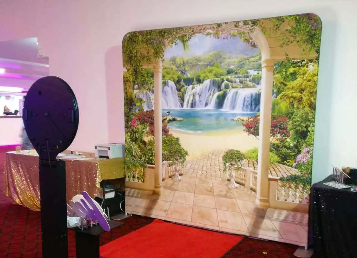 Event Star Photobooth - Open Booth Video Screen